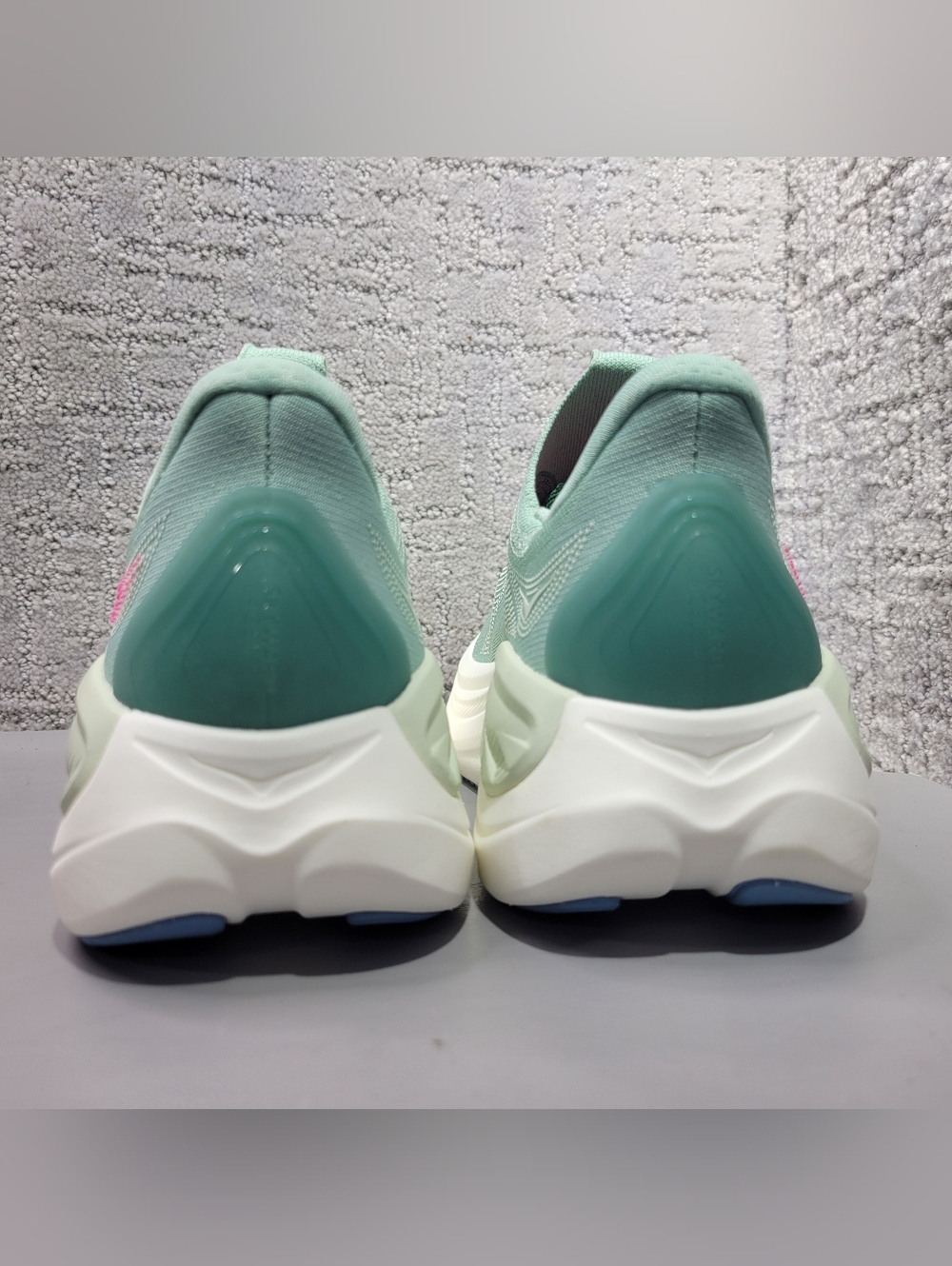 Hoka One Skyward Laceless Womens Size US 8.5B Jadeite Sea glass Recovery Shoes. - Picture 3 of 13